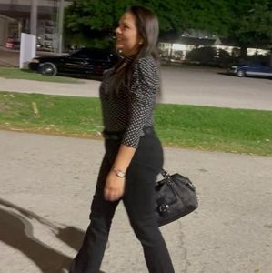 Meet your Posher, Andrea